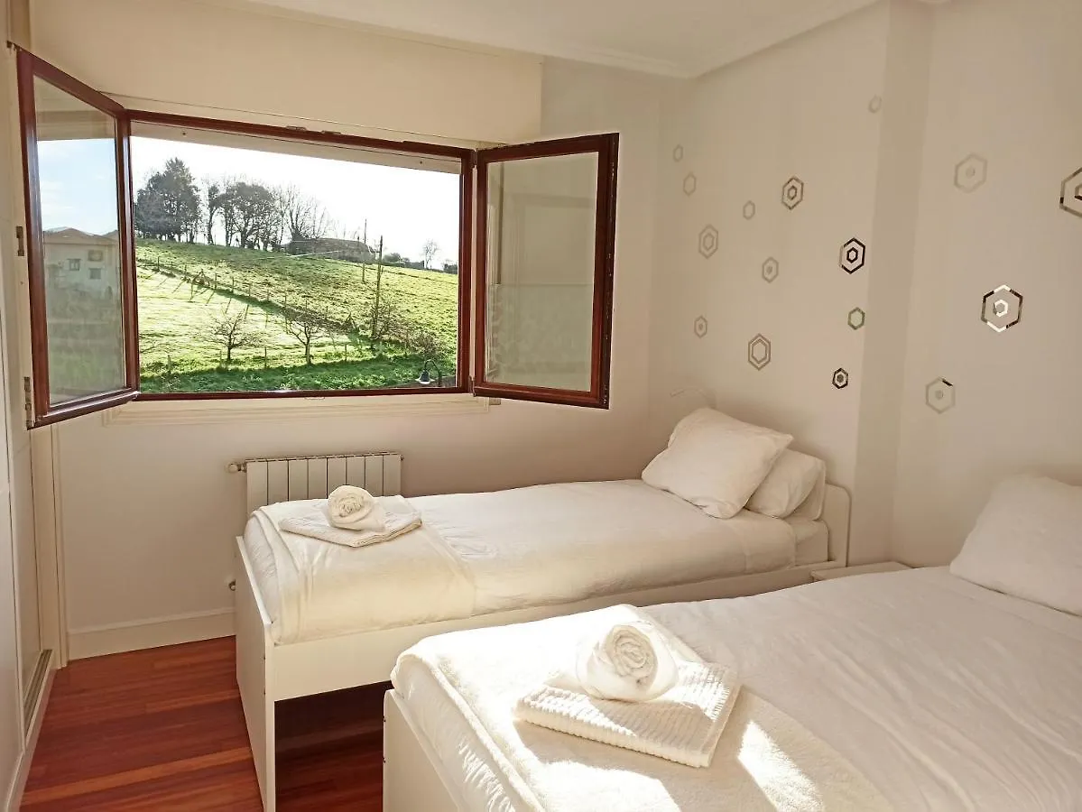 Duplex Almike-Etxea Wifi Y Garaje Privado 0*, Busturia Spain